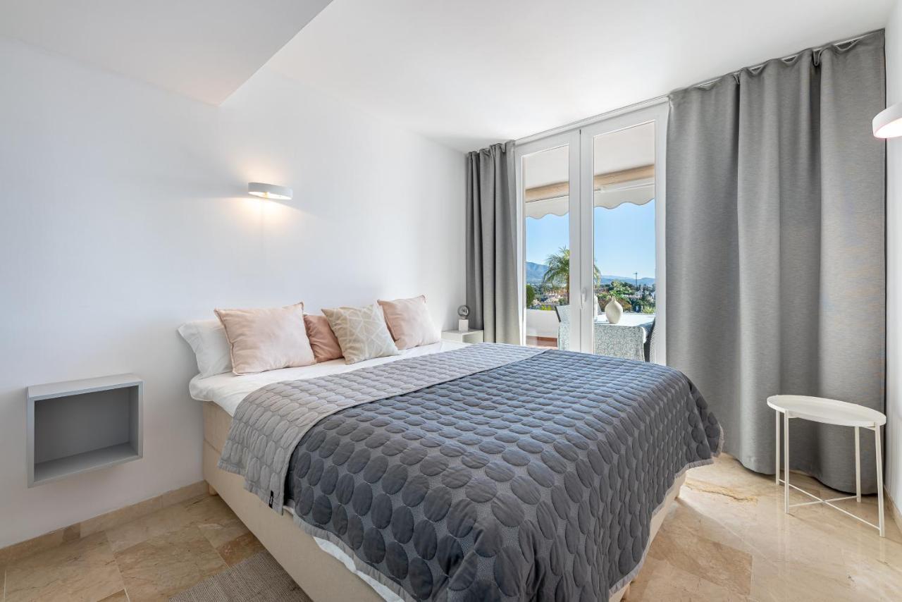 2 Bedroom With Sea And Mountain Views, Pool Marbella Exterior foto